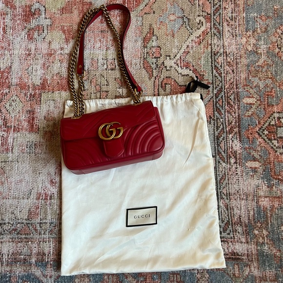 Gucci Marmont Matelassé Mini Bag - Picture 12 of 14